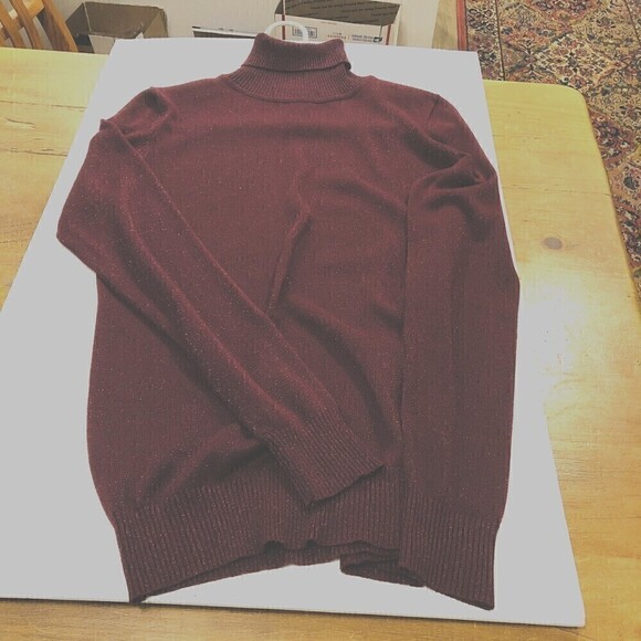 Joseph A. Women's Burgundy / Sparkle Silk Top, Turtle Neck, Size (M) #HB - Picture 5 of 7